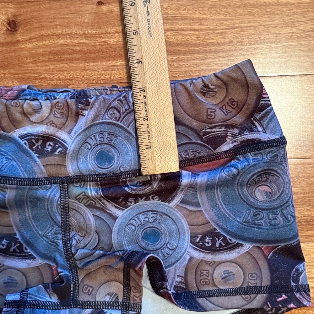 FLEO Shorts - Picture 7 of 7